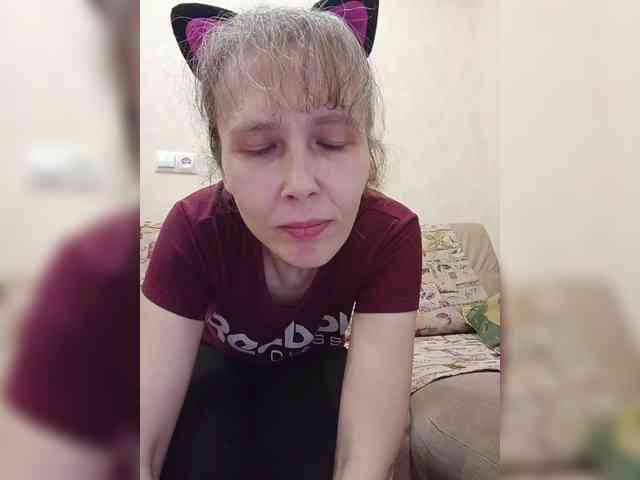 -Queen-Margo- webcam