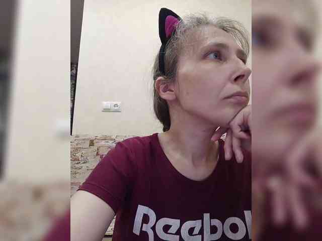 -Queen-Margo- webcam