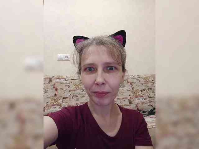 -Queen-Margo- webcam