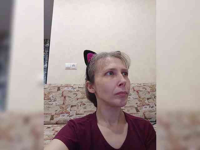 -Queen-Margo- webcam