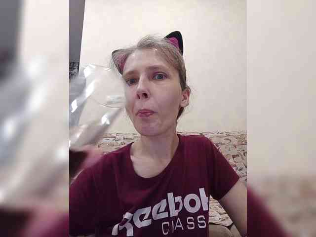 -Queen-Margo- webcam