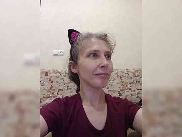 -Queen-Margo- webcam