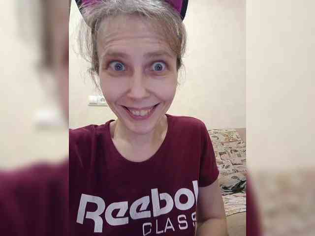 -Queen-Margo- webcam