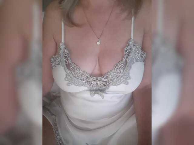 SexiestJess45 webcam
