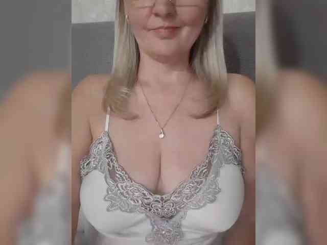 SexiestJess45 webcam