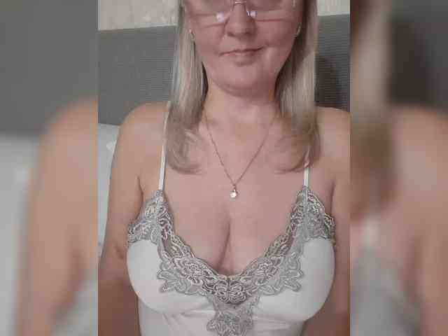 SexiestJess45 webcam