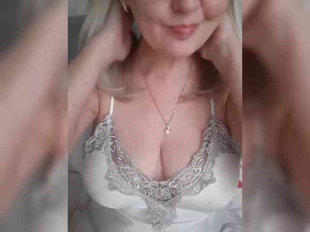 SexiestJess45 webcam