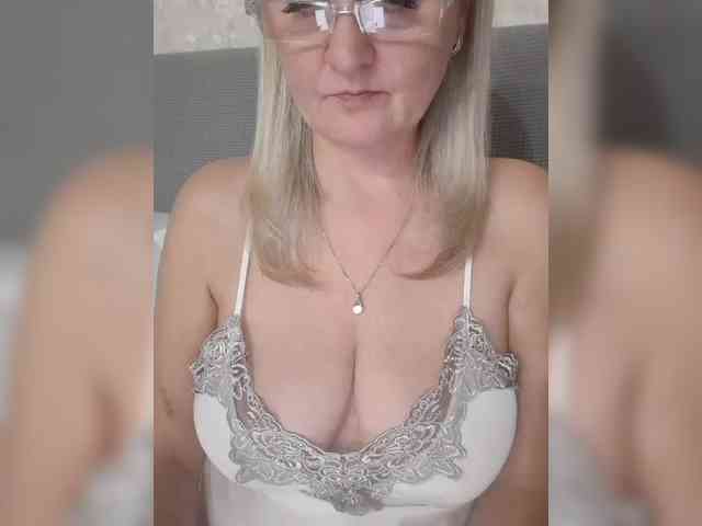 SexiestJess45 webcam