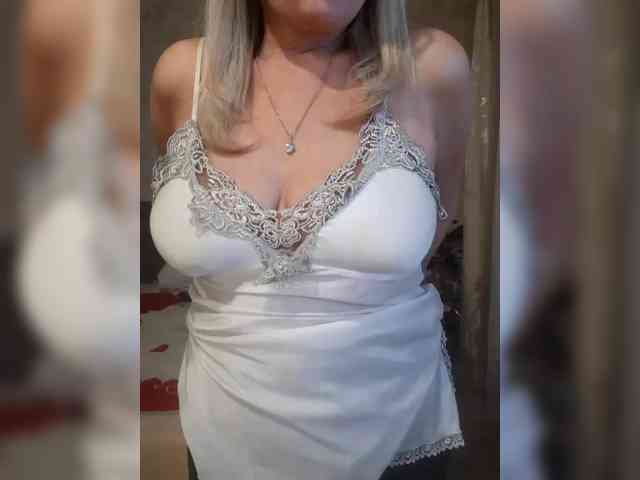 SexiestJess45 webcam
