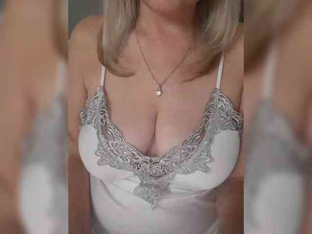 SexiestJess45 webcam