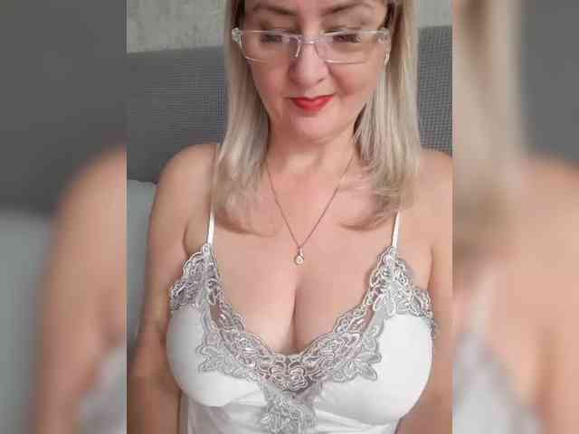SexiestJess45 webcam