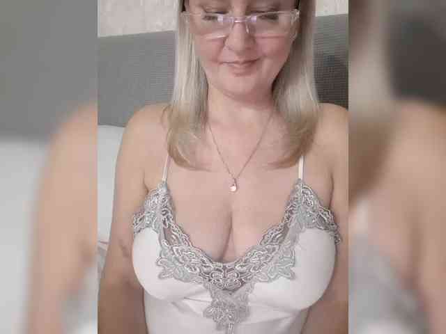 SexiestJess45 webcam