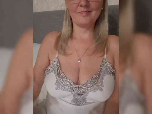 SexiestJess45 webcam