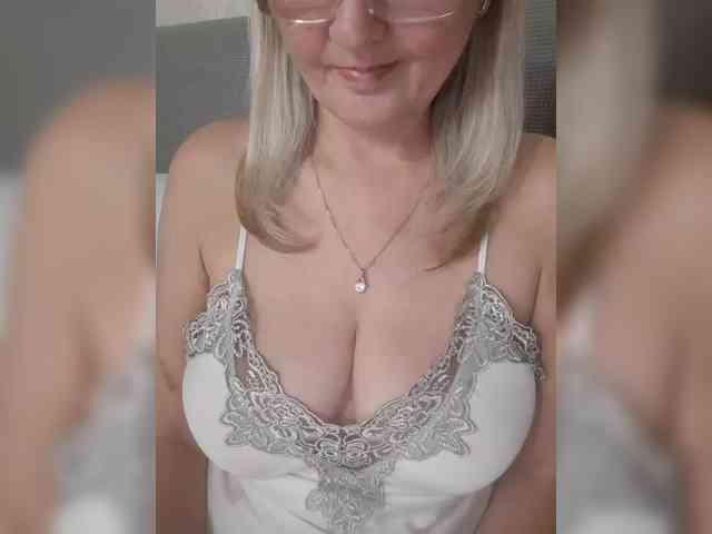 SexiestJess45 webcam