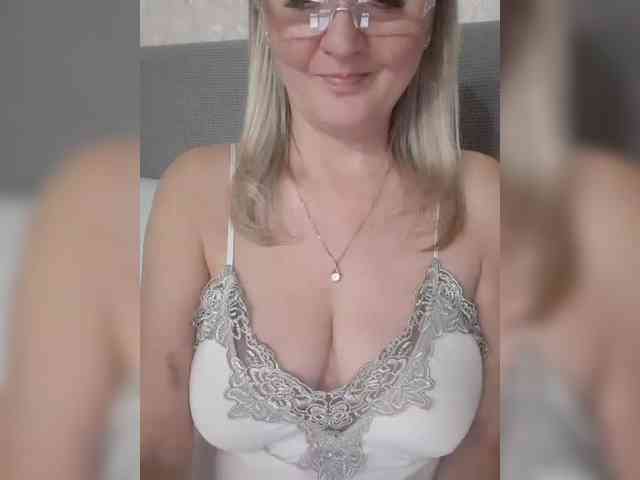 SexiestJess45 webcam