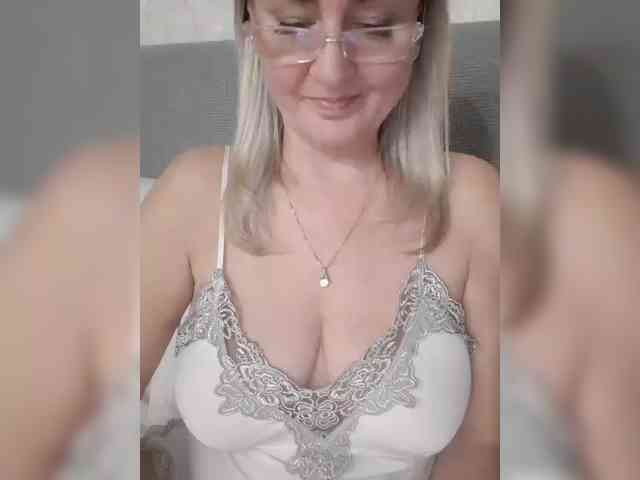 SexiestJess45 webcam