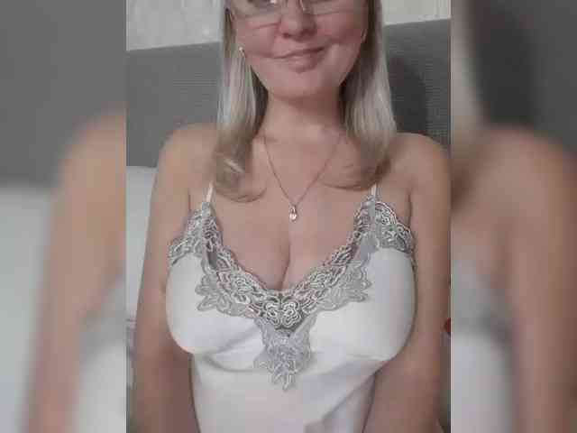 SexiestJess45 webcam