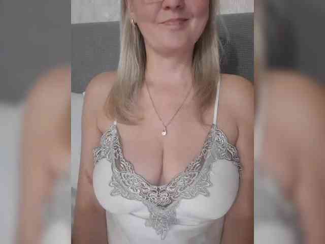 SexiestJess45 webcam