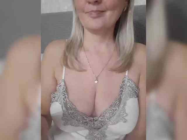 SexiestJess45 webcam