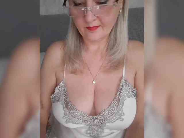 SexiestJess45 webcam