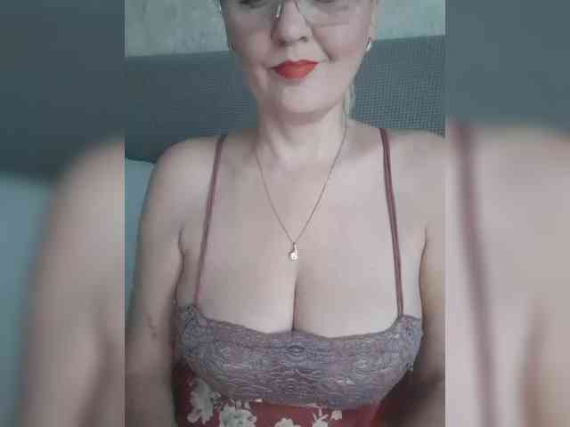 SexiestJess45 webcam