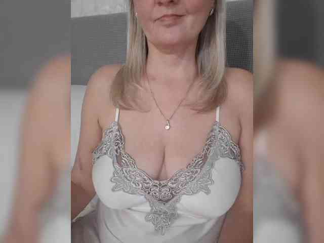 SexiestJess45 webcam