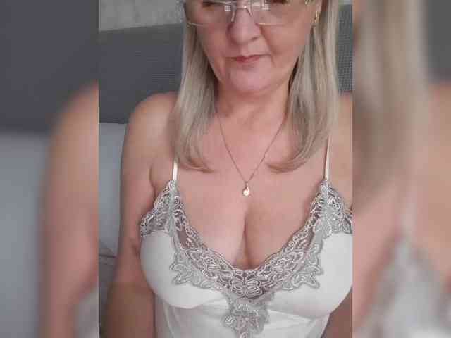 SexiestJess45 webcam