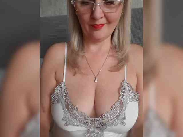 SexiestJess45 webcam