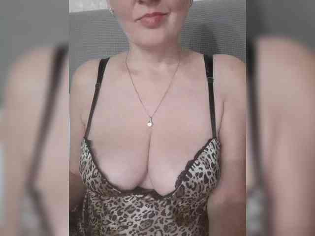 SexiestJess45 webcam
