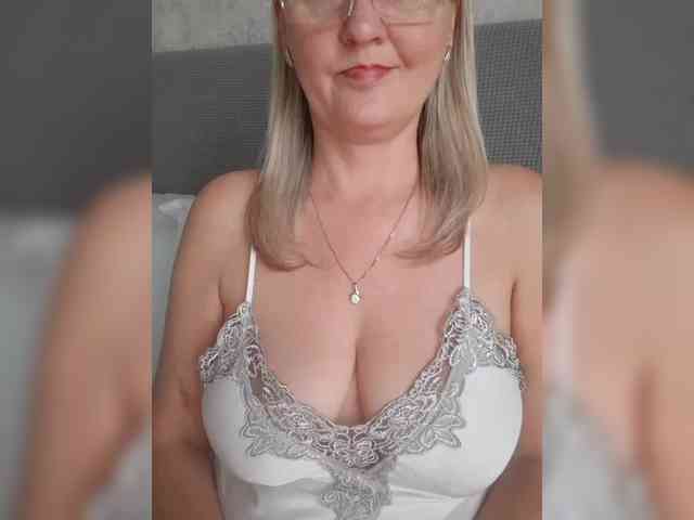 SexiestJess45 webcam