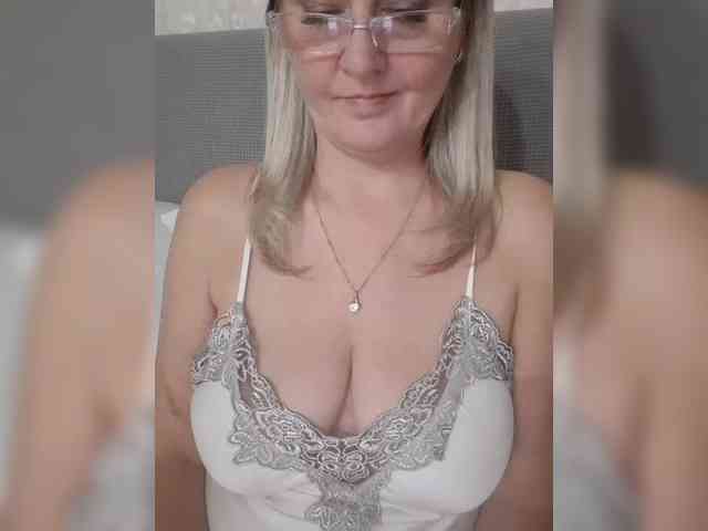 SexiestJess45 webcam