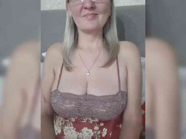 SexiestJess45 webcam