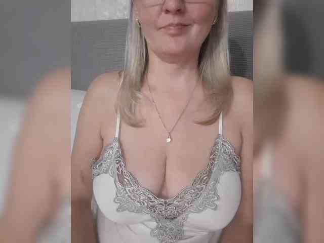 SexiestJess45 webcam