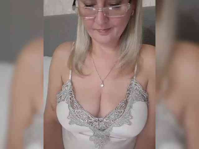 SexiestJess45 webcam