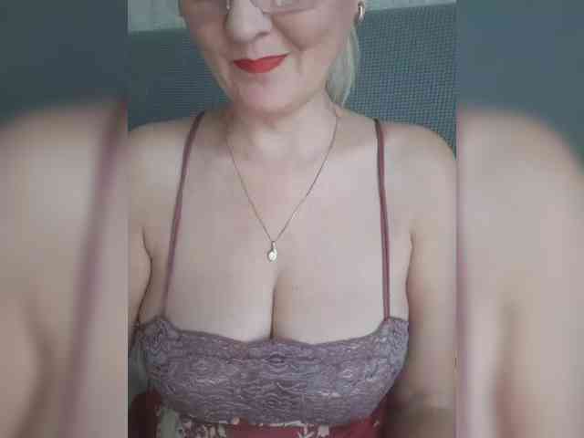 SexiestJess45 webcam