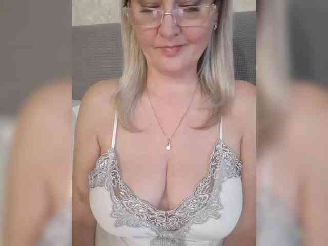 SexiestJess45 webcam