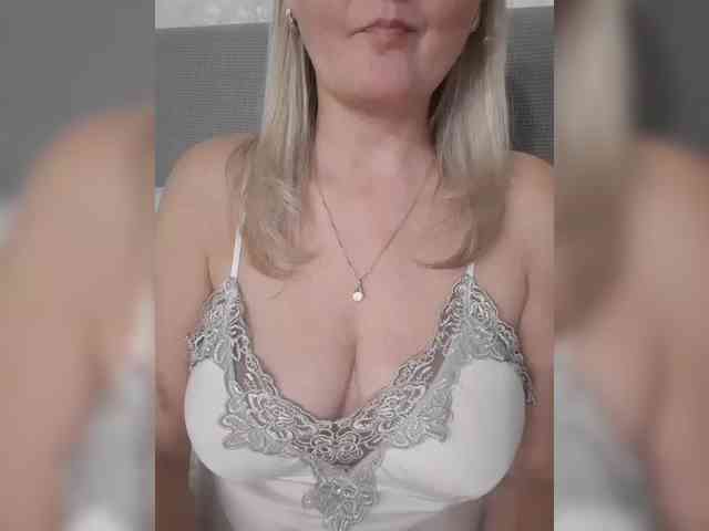 SexiestJess45 webcam