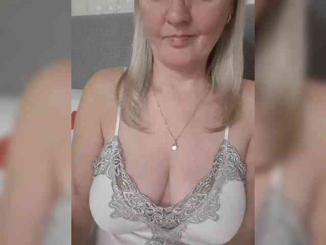 SexiestJess45 webcam