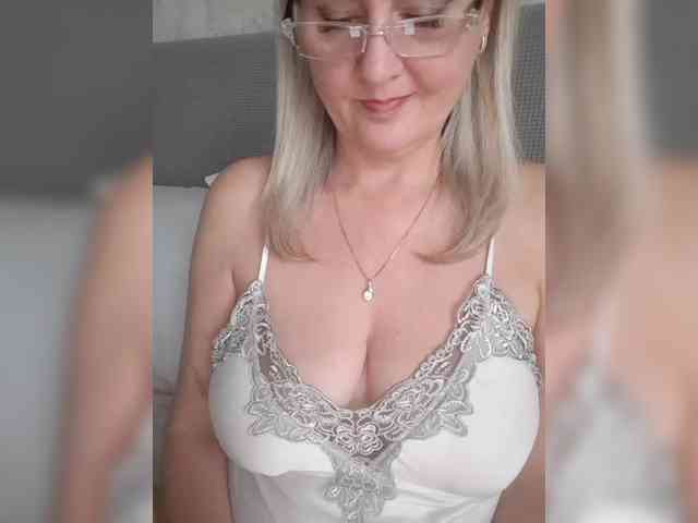 SexiestJess45 webcam