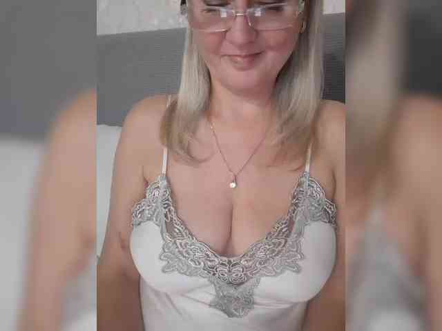 SexiestJess45 webcam