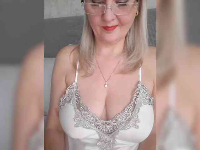 SexiestJess45 webcam