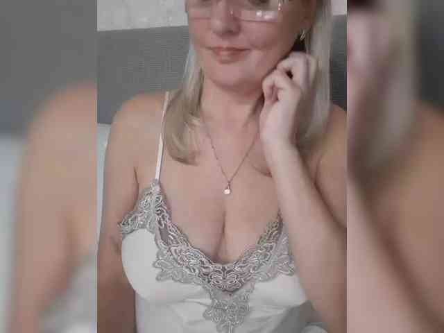 SexiestJess45 webcam