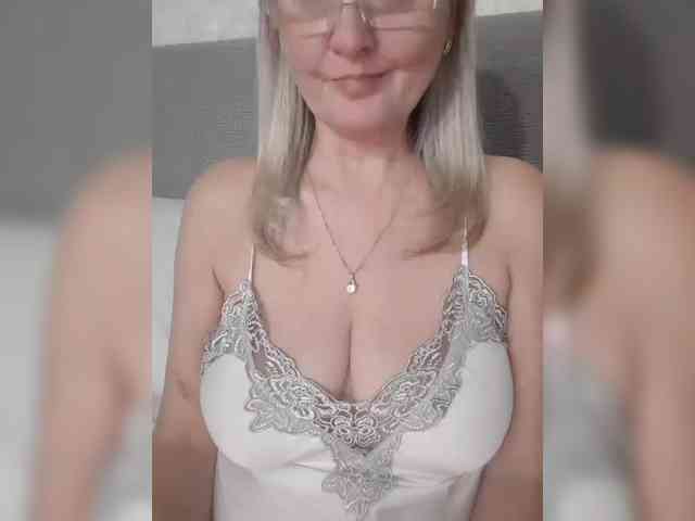 SexiestJess45 webcam