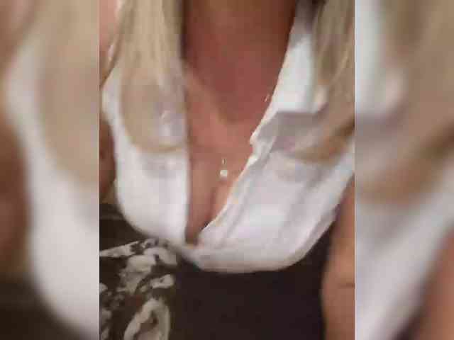 SexiestJess45 webcam