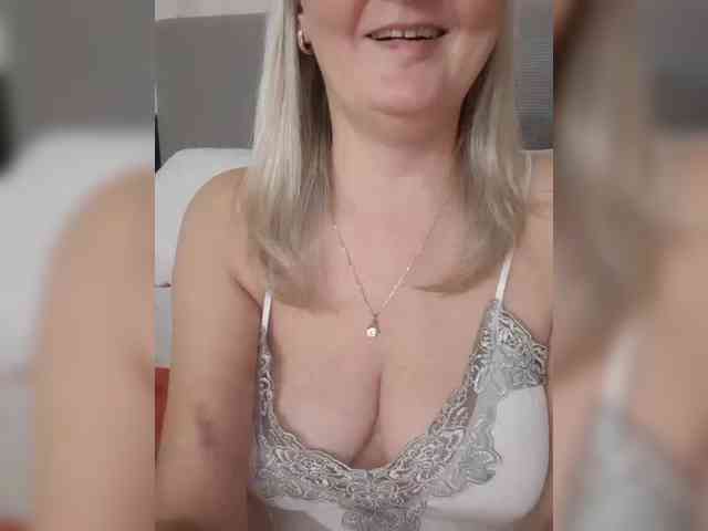 SexiestJess45 webcam