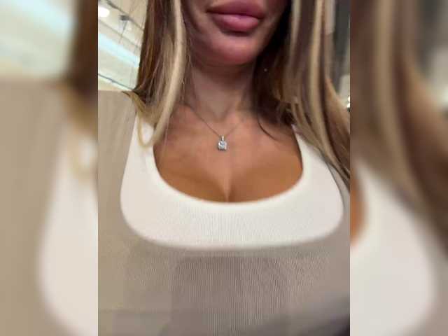Entra en el chat con el modelo OrgazMia OrgazMia