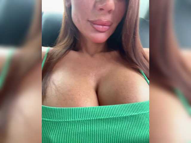 Gratis Live Sexcam mit OrgazMia OrgazMia