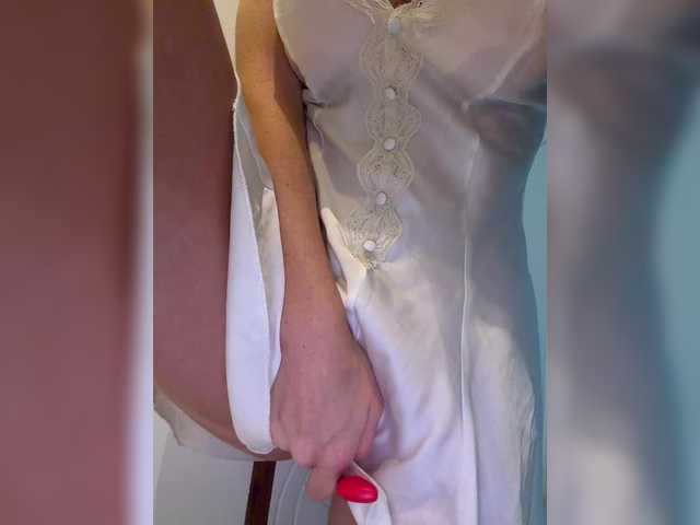 Gratis Live Sexcam mit OrgazMia OrgazMia