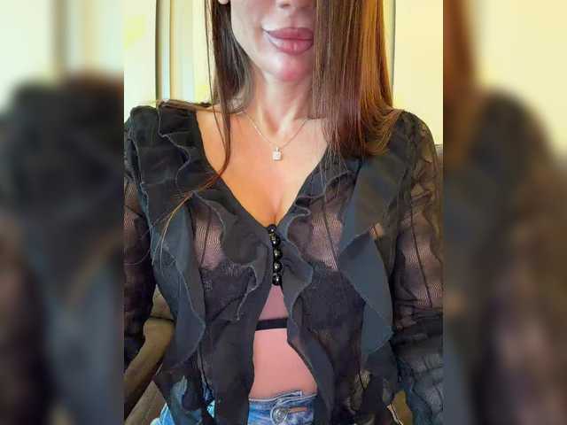 Gratis Live Sexcam mit OrgazMia OrgazMia