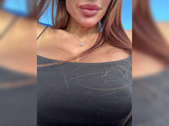 Gratis Live Sexcam mit OrgazMia OrgazMia